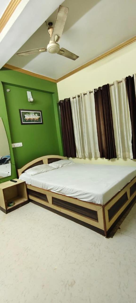 Hotel Bombay Inn Patna  Exteriör bild